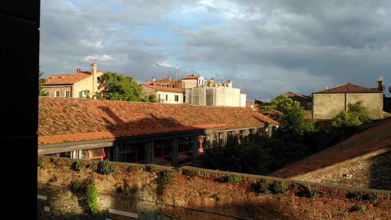 Dorsoduro461 Bed & Breakfast Venice Ngoại thất bức ảnh