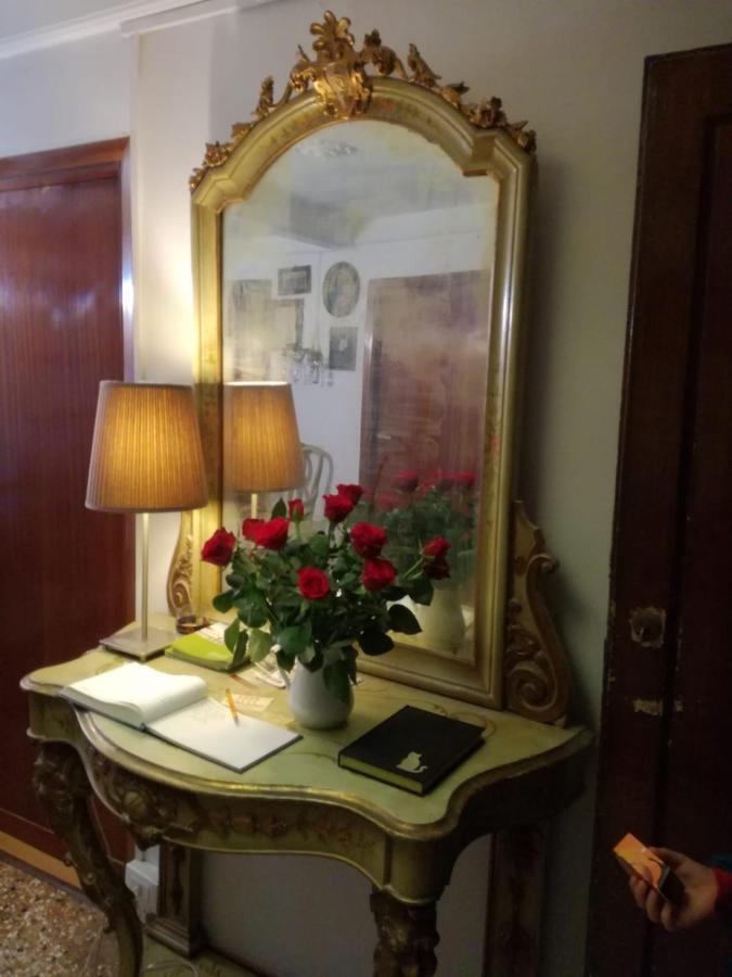 Dorsoduro461 Bed & Breakfast Venice Ngoại thất bức ảnh